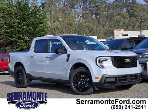 New 2025 Ford Maverick Lariat w/ Black Appearance Package image 1