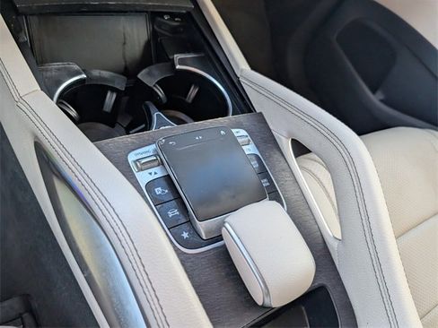 Used 2020 Mercedes-Benz GLE 350 4MATIC image 17