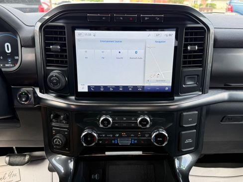 Used 2022 Ford F150 Lariat w/ Equipment Group 502A High AWD/4WD image 12