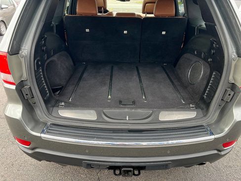 Used 2011 Jeep Grand Cherokee Overland Summit image 15