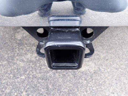 Used 2025 Chevrolet Silverado 1500 LT image 6