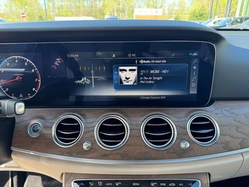 Used 2020 Mercedes-Benz E 350 4MATIC Sedan image 17