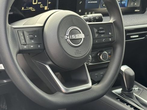 New 2026 Nissan Kicks S image 24