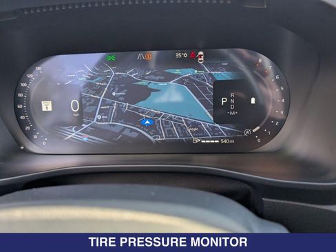 New 2026 Volvo XC40 B5 Plus w/ Protection Package Premier image 19