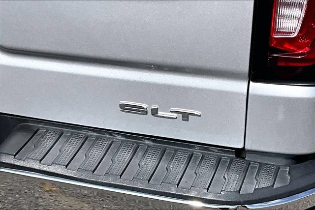 Used 2021 GMC Sierra 1500 SLT AWD/4WD image 28