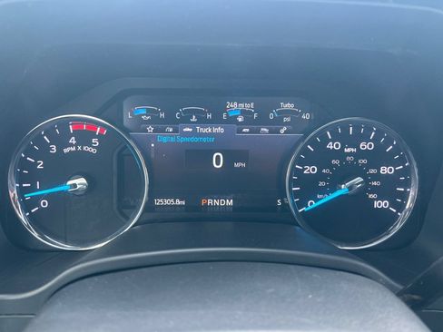 Used 2022 Ford F350 Lariat w/ Lariat Ultimate Package AWD/4WD image 25