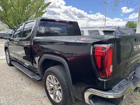 Used 2022 GMC Sierra 1500 SLT image 5