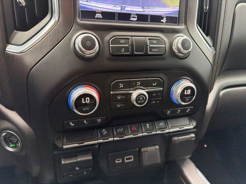 Used 2022 GMC Sierra 1500 AT4 AWD/4WD image 28