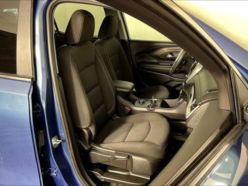 Used 2024 GMC Terrain SLE image 10