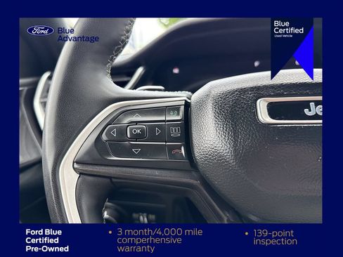 Used 2023 Jeep Grand Cherokee Altitude AWD/4WD image 19