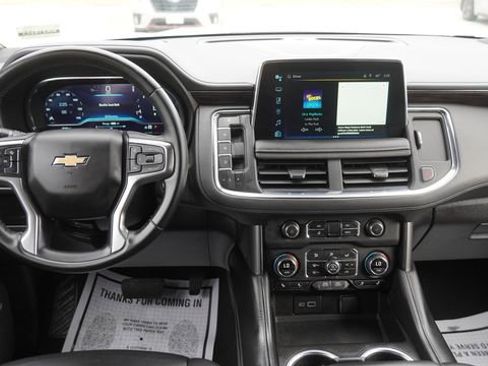 Used 2024 Chevrolet Suburban LT image 15
