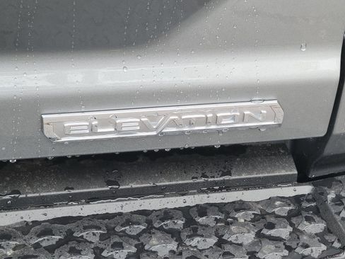 New 2026 GMC Canyon Elevation w/ Convenience Package image 12