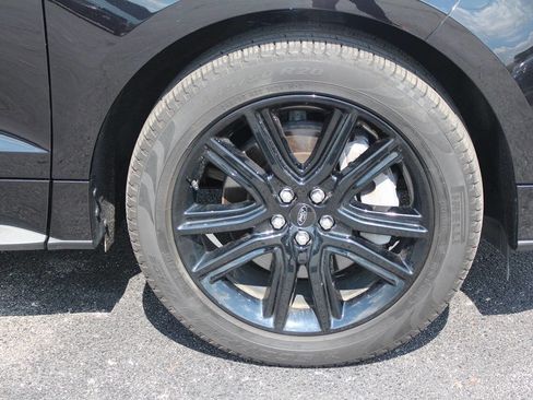 Used 2024 Ford Edge ST-Line image 5