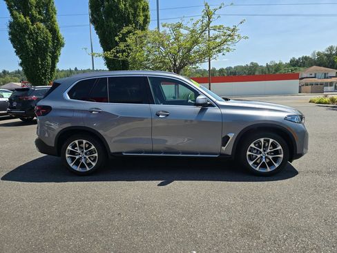 Used 2026 BMW X5 xDrive40i AWD/4WD image 6