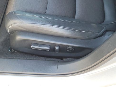 Used 2019 Honda Accord Sport image 14