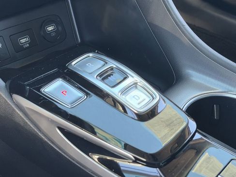 Certified 2023 Hyundai Sonata SEL FWD image 29