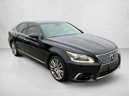 Used 2014 Lexus LS 460 AWD w/ Comfort Package image 3