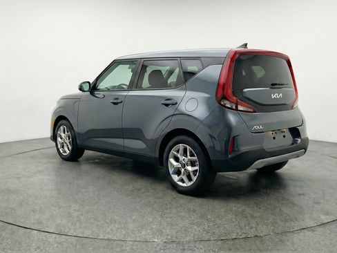 Used 2025 Kia Soul LX w/ LX Technology Package image 6