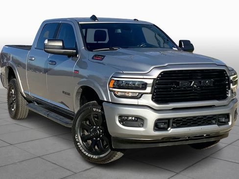 Used 2022 RAM 2500 Laramie w/ Night Edition image 4