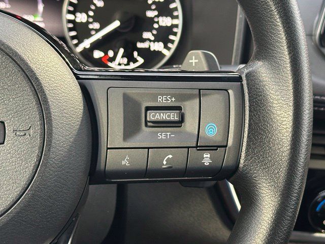 Used 2023 Nissan Rogue SV AWD/4WD image 39