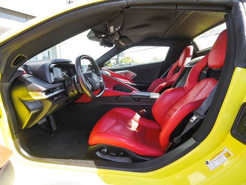 Used 2023 Chevrolet Corvette Stingray Preferred Conv w/ Z51 Performance Package RWD image 33