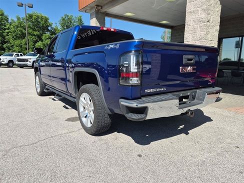Used 2014 GMC Sierra 1500 SLE w/ SLE Value Package AWD/4WD image 3