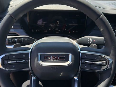 New 2026 GMC Acadia Elevation w/ Black Edition AWD/4WD image 13