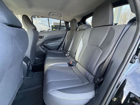 Certified 2025 Subaru Crosstrek 2.0i Premium image 25