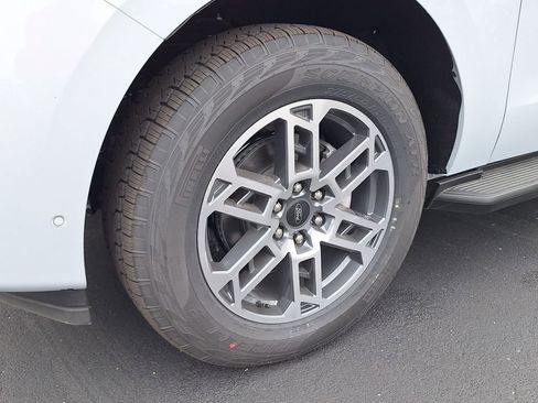 New 2025 Ford Expedition Max Active image 32