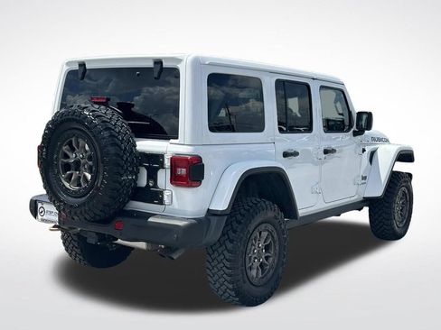 Used 2022 Jeep Wrangler Unlimited Rubicon w/ Trailer Tow Package AWD/4WD image 7
