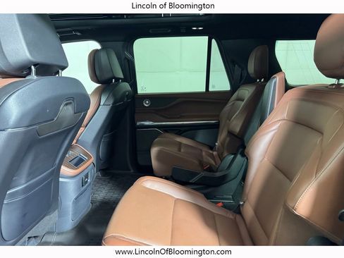 New 2025 Lincoln Navigator L Reserve image 54