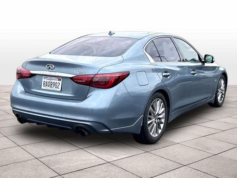 Used 2018 INFINITI Q50 Luxe w/ Sensory Package (Luxe) RWD image 9