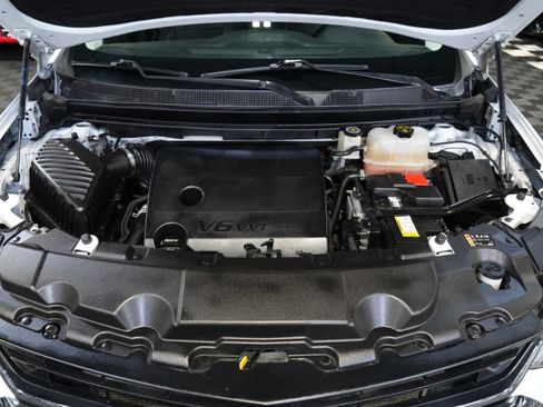 Used 2020 Chevrolet Traverse L FWD image 47