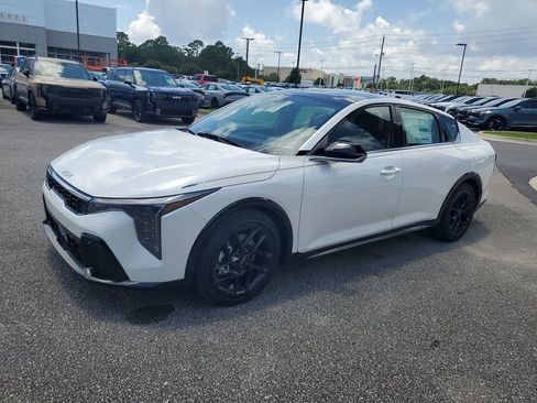 New 2026 Kia K4 GT-Line Turbo FWD image 2