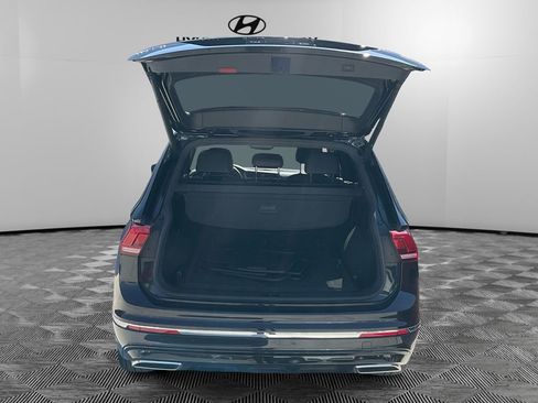 Used 2021 Volkswagen Tiguan SEL Premium R-Line image 9