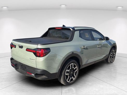 Used 2025 Hyundai Santa Cruz Limited AWD/4WD image 4