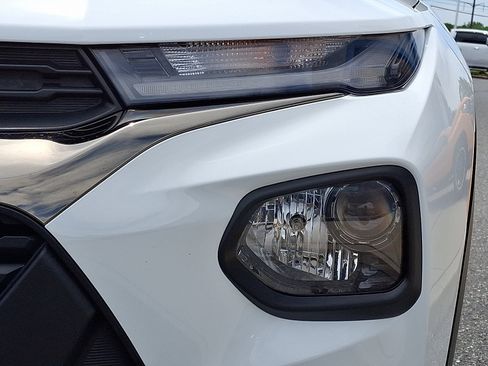 Used 2021 Chevrolet TrailBlazer ACTIV w/ Sun and Liftgate Package AWD/4WD image 10