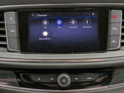 Used 2023 Buick Enclave Essence w/ Experience Buick Package AWD/4WD image 35