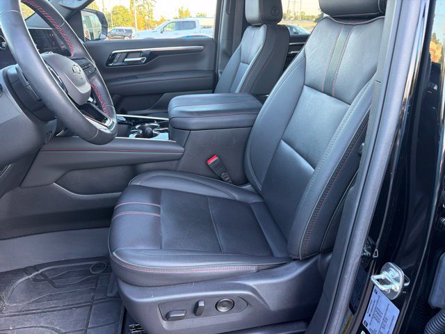 Used 2026 Chevrolet Suburban RST w/ Comfort Package RWD image 10