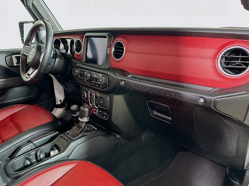 Used 2023 Jeep Wrangler Unlimited Rubicon 392 image 28