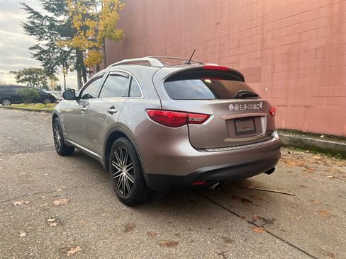 Used 2011 INFINITI FX35 2WD w/ Premium Pkg image 6