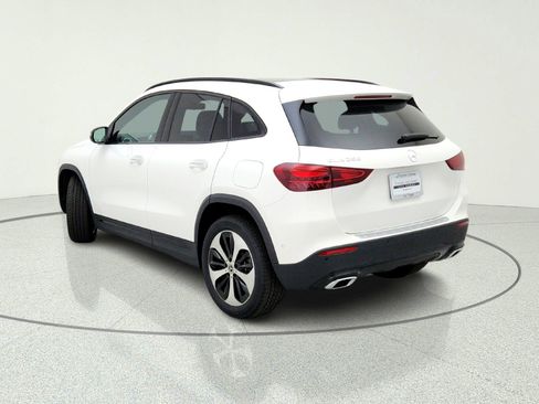 New 2026 Mercedes-Benz GLA 250 image 12
