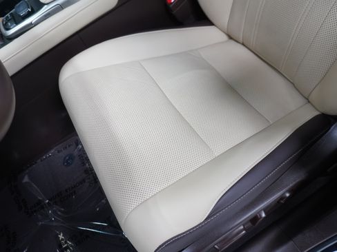 Used 2018 Lexus RX 350 FWD w/ Premium Package image 12