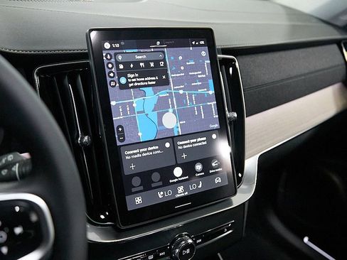 New 2026 Volvo XC90 T8 Plus w/ Protection Package image 14