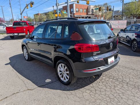 Used 2017 Volkswagen Tiguan Limited w/ Premium Package image 8
