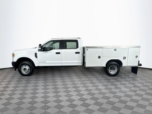 Used 2022 Ford F350 XL w/ Power Equipment Group AWD/4WD image 4