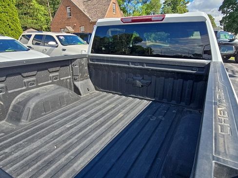 Used 2022 Chevrolet Silverado 1500 RST w/ Z71 Off-Road Package image 28