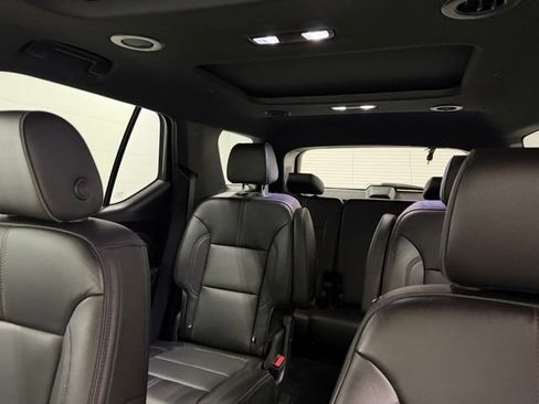 Used 2023 Chevrolet Traverse RS w/ LPO, Cargo Package AWD/4WD image 24