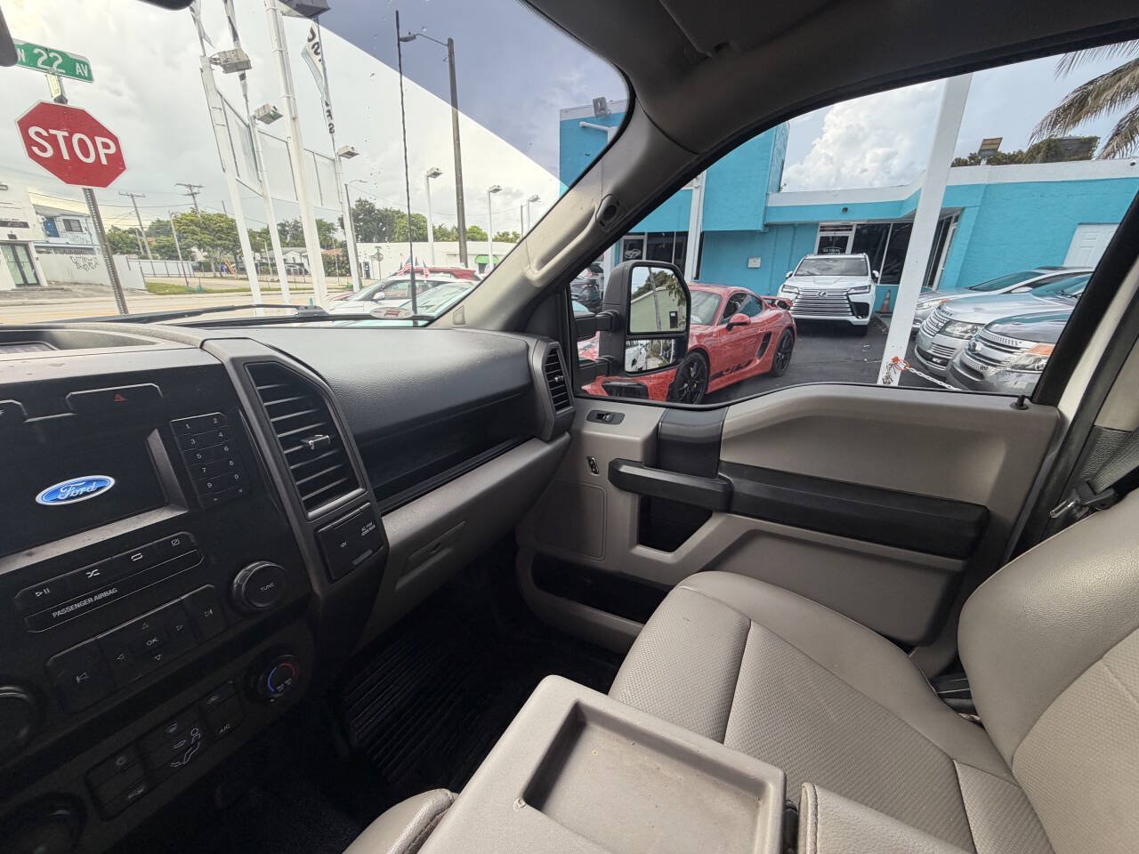 Used 2022 Ford F350 XL w/ Power Equipment Group AWD/4WD image 17