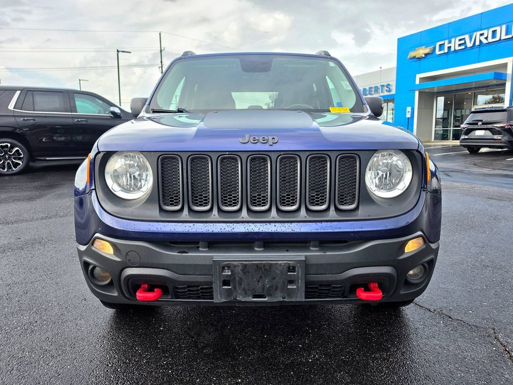 Used 2017 Jeep Renegade Trailhawk w/ Premium Trailhawk Package AWD/4WD image 11